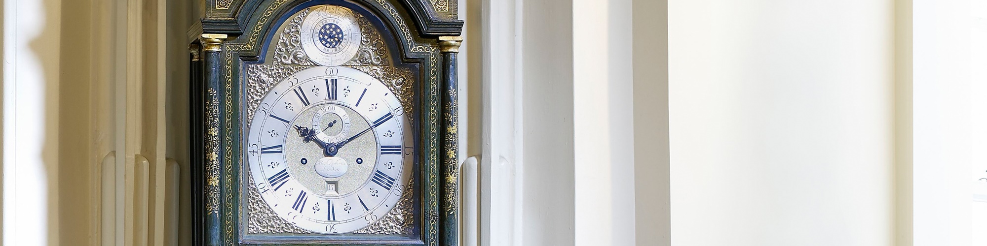 Antique Clocks, Timepieces & Scientific Instruments